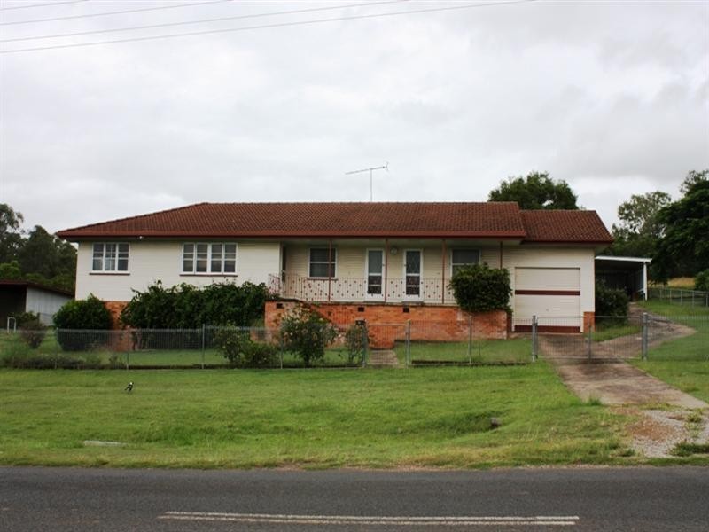 66 Fulham Street, Toogoolawah QLD 4313