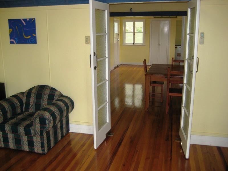 9 King Street, Somerset Dam QLD 4312