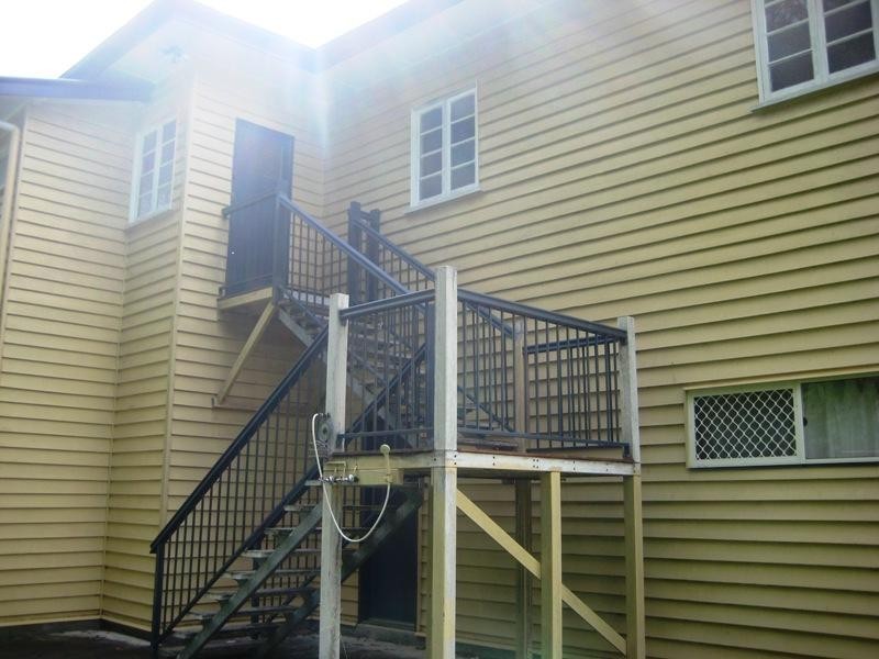 9 King Street, Somerset Dam QLD 4312