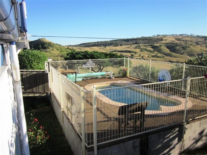 215 WOLFFS Lane, Toogoolawah QLD 4313