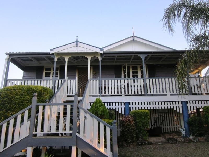 215 WOLFFS Lane, Toogoolawah QLD 4313