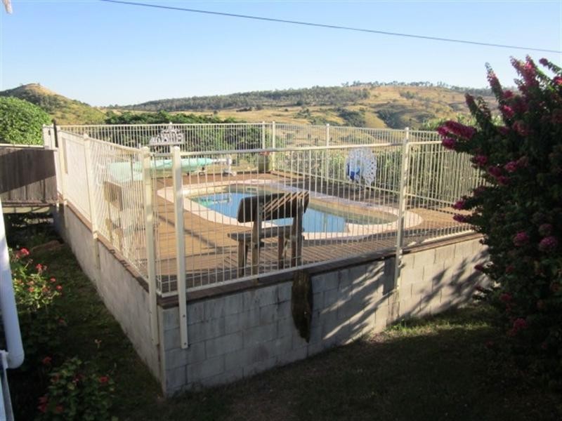 215 WOLFFS Lane, Toogoolawah QLD 4313