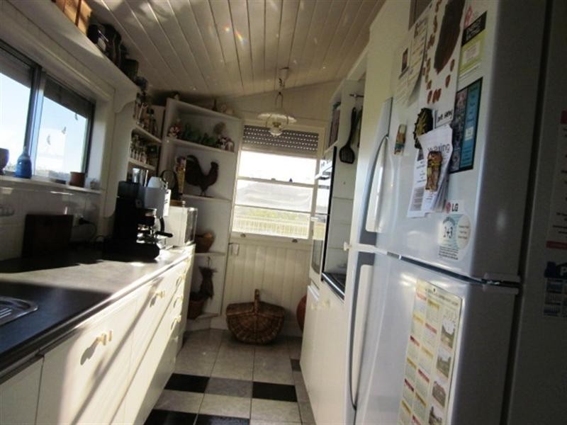 215 WOLFFS Lane, Toogoolawah QLD 4313