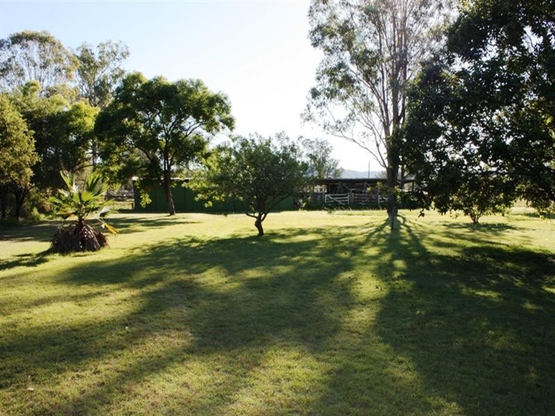 90 Baisdens Lane, Toogoolawah QLD 4313