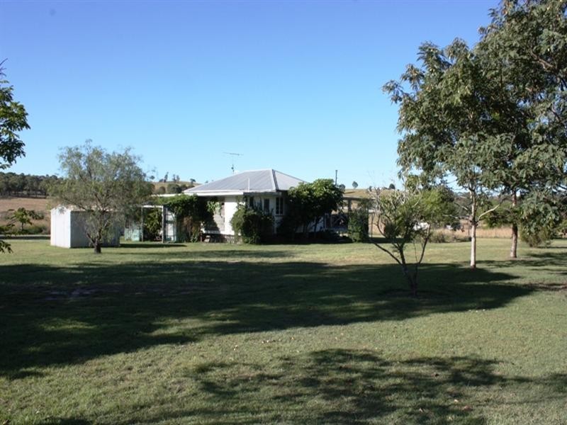 90 Baisdens Lane, Toogoolawah QLD 4313