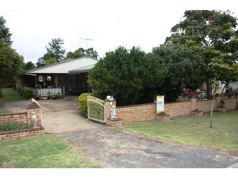25 Miller Street, Blackbutt QLD 4306