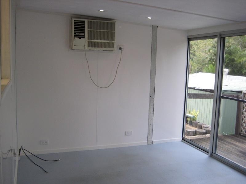 1 Gipps Street, Somerset Dam QLD 4312