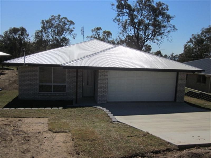 89 Fulham Street, Toogoolawah QLD 4313