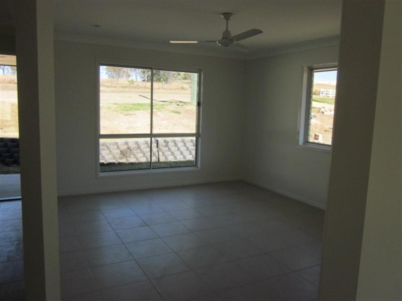 89 Fulham Street, Toogoolawah QLD 4313