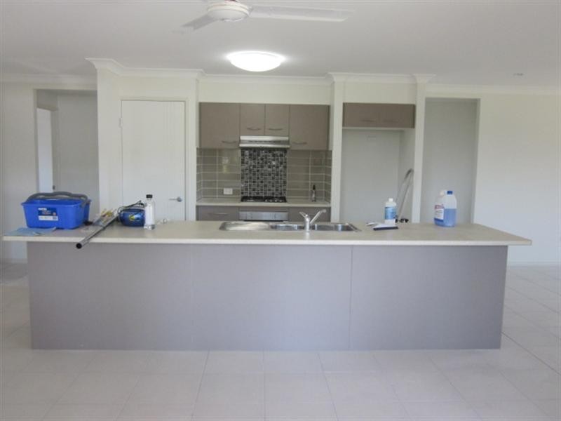 87 Fulham Street, Toogoolawah QLD 4313