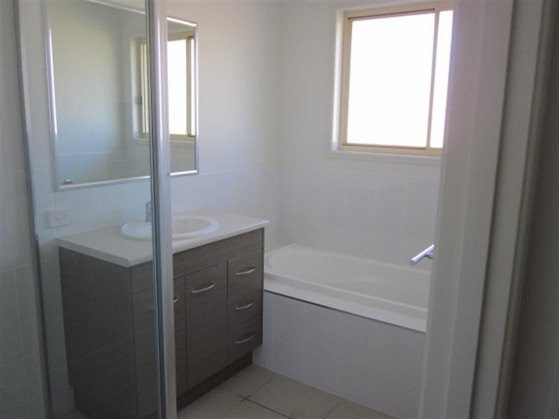 87 Fulham Street, Toogoolawah QLD 4313