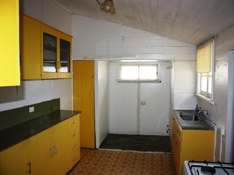 9 Mangerton Street, Toogoolawah QLD 4313