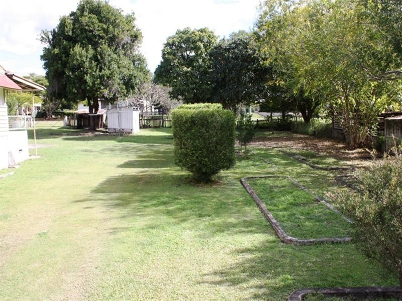 9 Mangerton Street, Toogoolawah QLD 4313