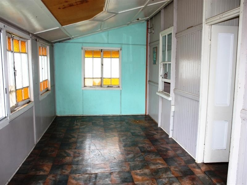 9 Mangerton Street, Toogoolawah QLD 4313