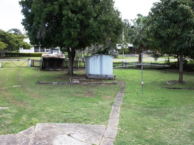 9 Mangerton Street, Toogoolawah QLD 4313