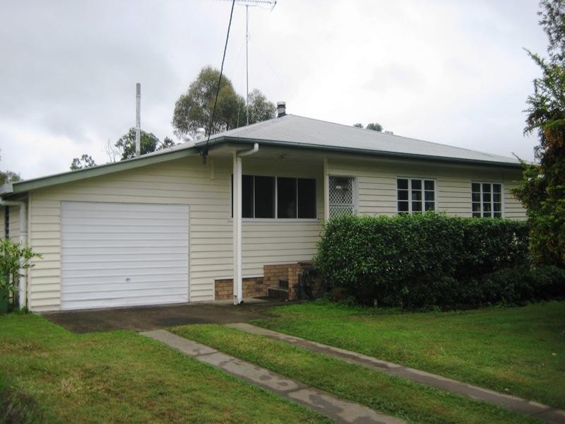 39 Eskdale Road, Toogoolawah QLD 4313