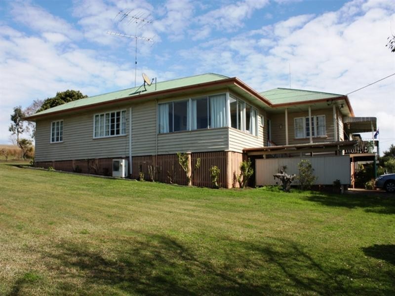 68-70 Fulham Street, Toogoolawah QLD 4313