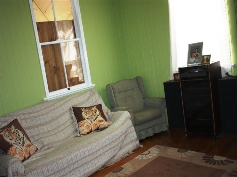 16 Abbotsford Street, Toogoolawah QLD 4313