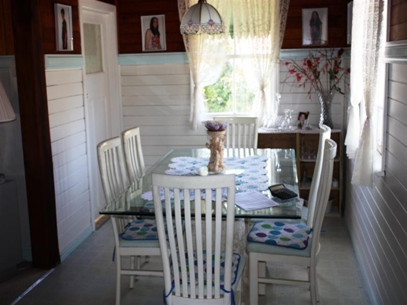 14 Dingyarra Street, Toogoolawah QLD 4313