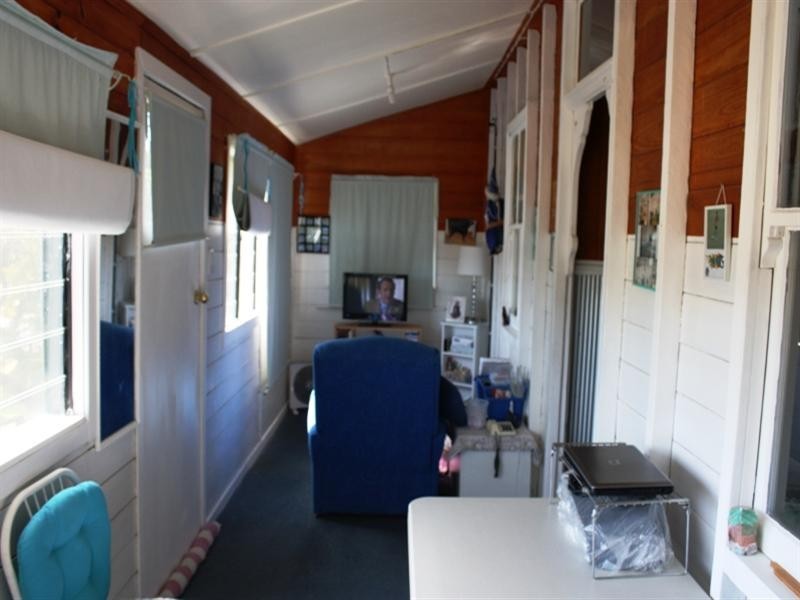 14 Dingyarra Street, Toogoolawah QLD 4313