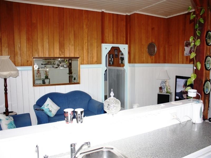 14 Dingyarra Street, Toogoolawah QLD 4313