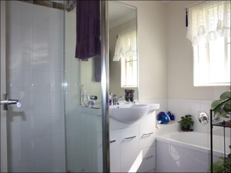 11 Charles Street, Toogoolawah QLD 4313