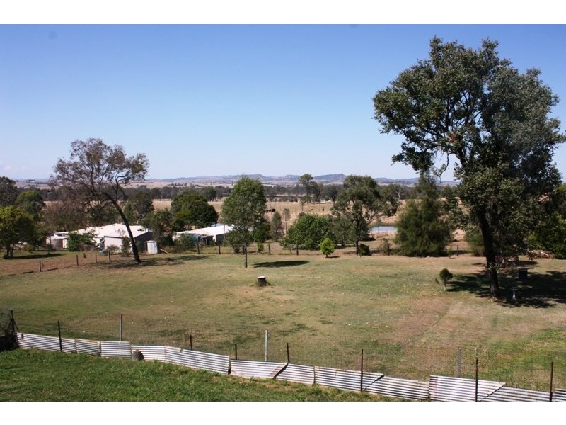 37 Pryce Street, Toogoolawah QLD 4313