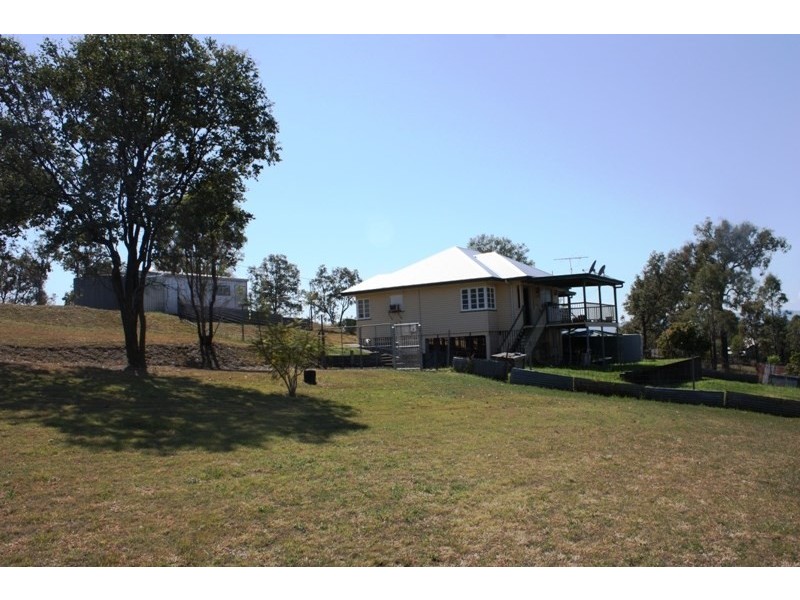 37 Pryce Street, Toogoolawah QLD 4313