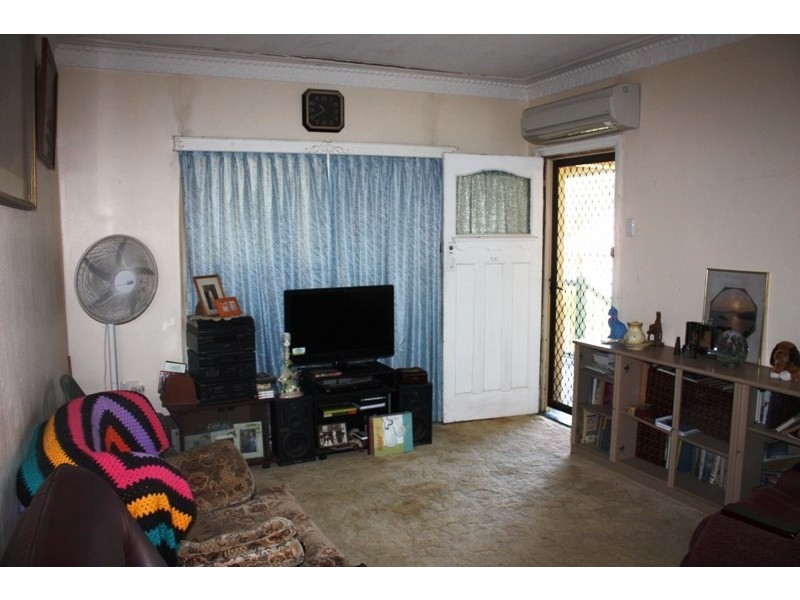 37 Pryce Street, Toogoolawah QLD 4313