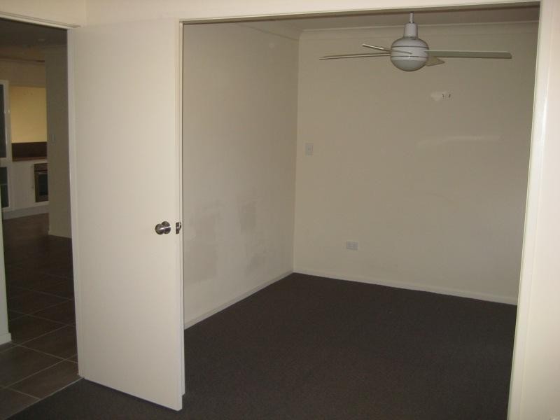 3 Guldbransen Street, Somerset Dam QLD 4312