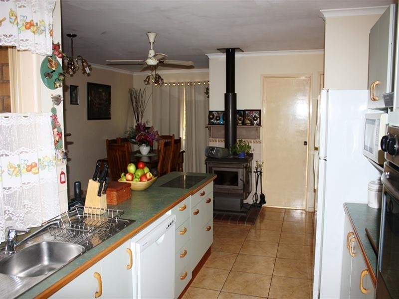 242 Esk Hampton Road, Esk QLD 4312