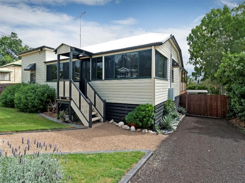 51 Fulham Street, Toogoolawah QLD 4313