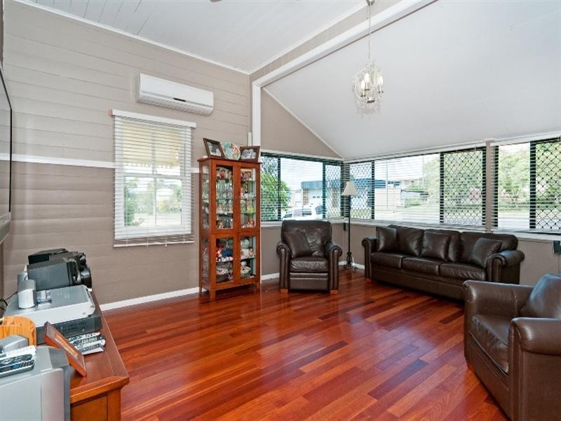 51 Fulham Street, Toogoolawah QLD 4313