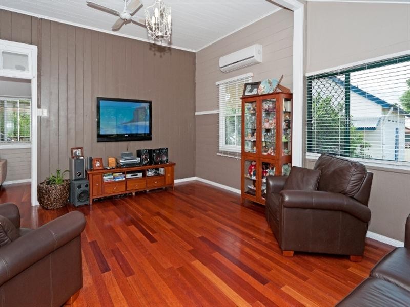 51 Fulham Street, Toogoolawah QLD 4313