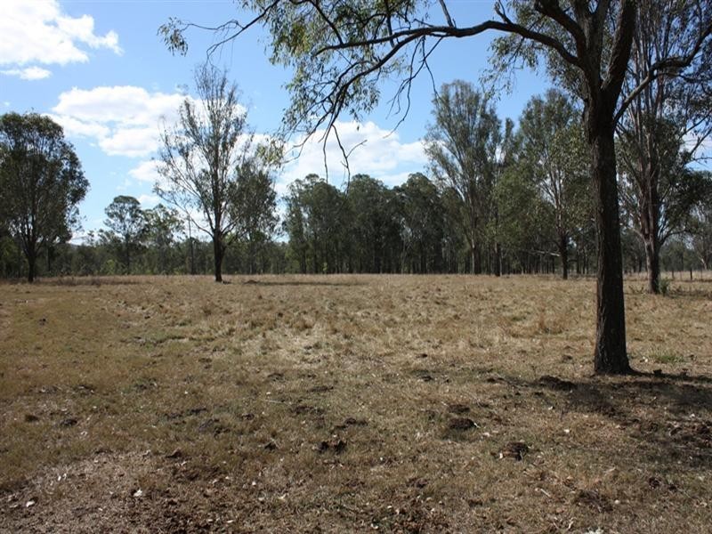 100 Cherry Lane, Toogoolawah QLD 4313