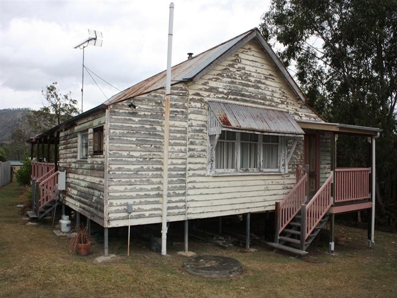 15 Anna Street, Linville QLD 4306