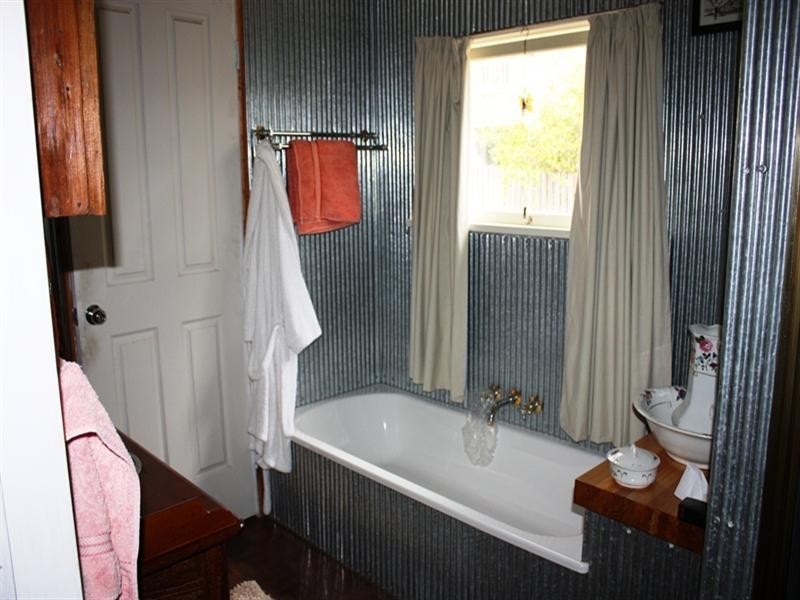 15 Anna Street, Linville QLD 4306