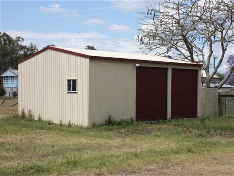 21 Dingyarra Street, Toogoolawah QLD 4313