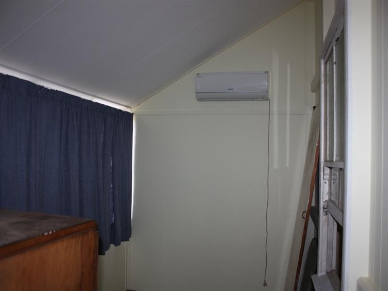 21 Dingyarra Street, Toogoolawah QLD 4313