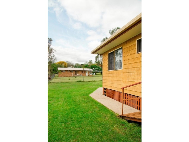 66 Eskdale Road, Toogoolawah QLD 4313