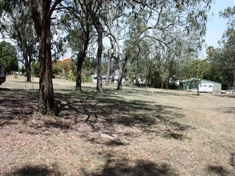 59 Bellambi Street, Toogoolawah QLD 4313