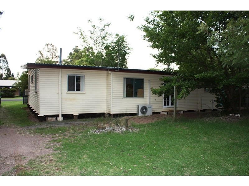 1 Allery Street, Blackbutt QLD 4306