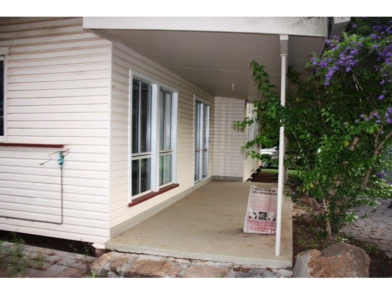 1 Allery Street, Blackbutt QLD 4306