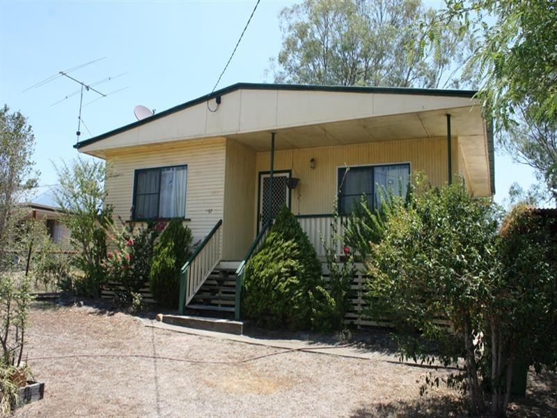 57 David Street, Linville QLD 4306