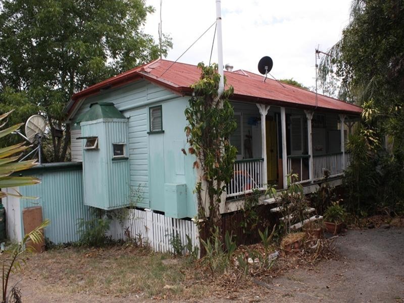 11-13 David Street, Linville QLD 4306