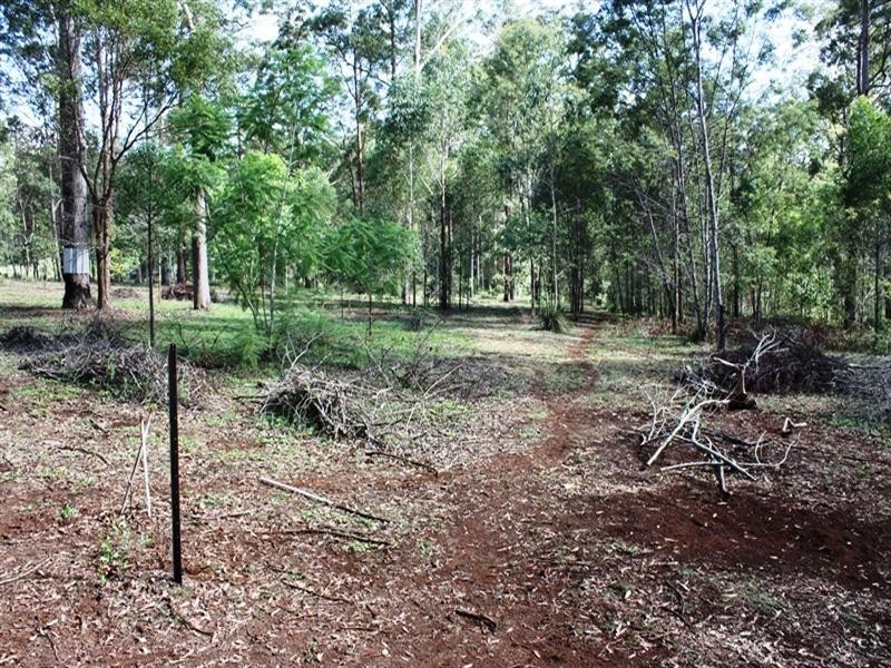 27 Gilliland Crescent, Blackbutt QLD 4306