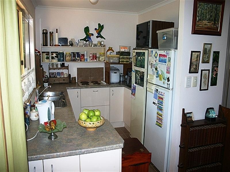 27 Gilliland Crescent, Blackbutt QLD 4306