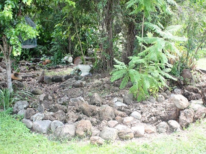 15 Belz Road, Esk QLD 4312