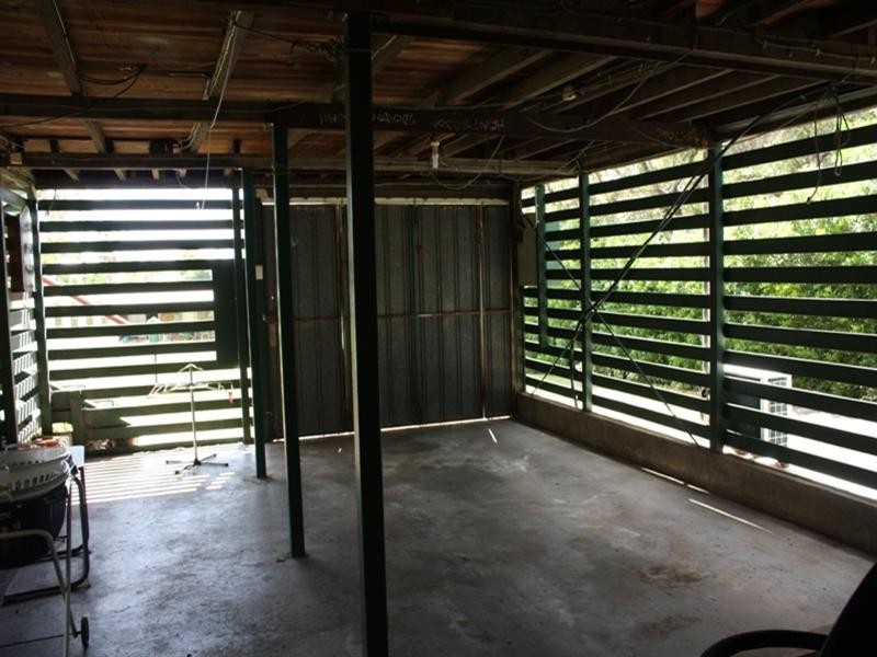 60 Dingyarra Street, Toogoolawah QLD 4313