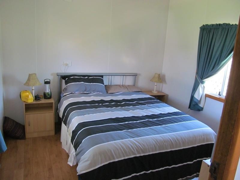 111 Waterhole Gully Road, Blackbutt QLD 4306